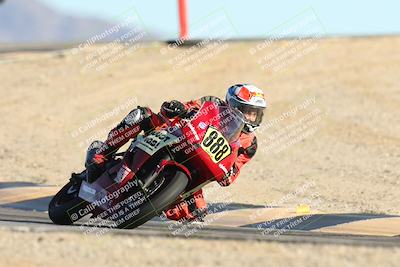 media/Dec-06-2025-CVMA (Sat) [[4a896cc04c]]/Race 9-500-400-350 Supersport/
